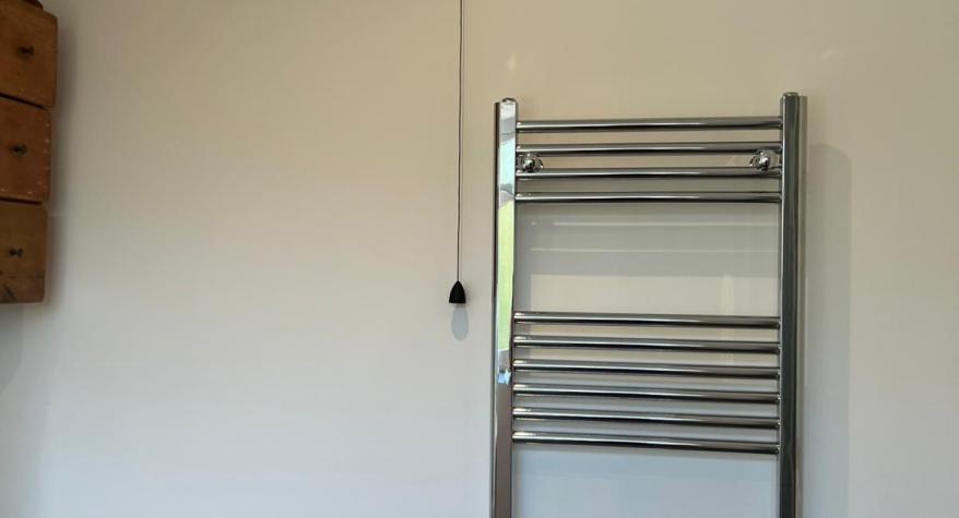 Bathroom towel rails