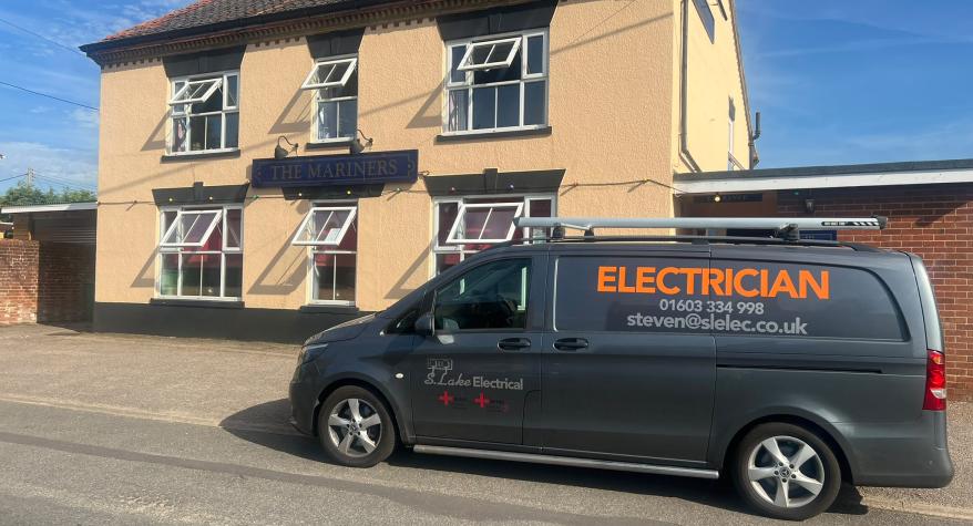 Trusted Electrician in Felthorpe